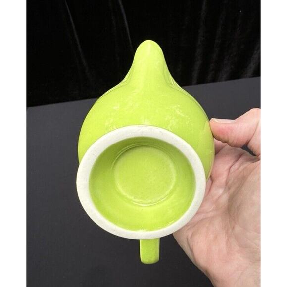 New Fiesta INDIVIDUAL CREAMER Retired color CHARTREUSE Mint In Box! - Picture 4 of 10